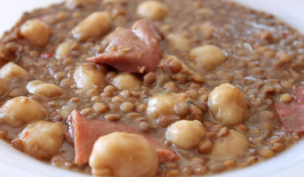 Dombrés de lentilles aux queues de cochon