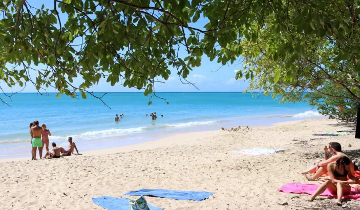 Plage des Salines